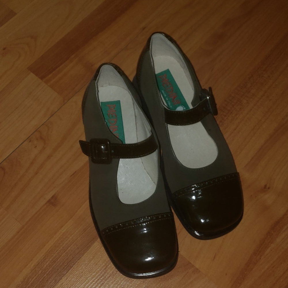 Girl shoes Euro size 30 US size 12.5